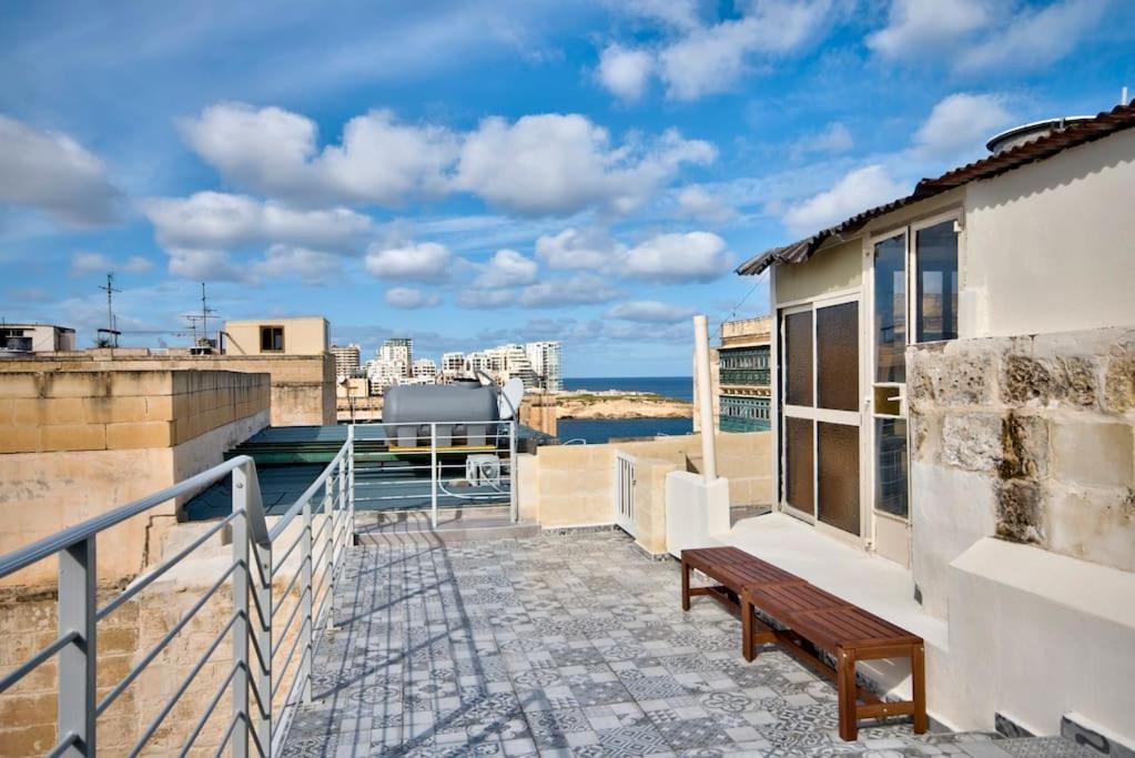 Vallettastay Old Lodge Apartment 1 ภายนอก รูปภาพ