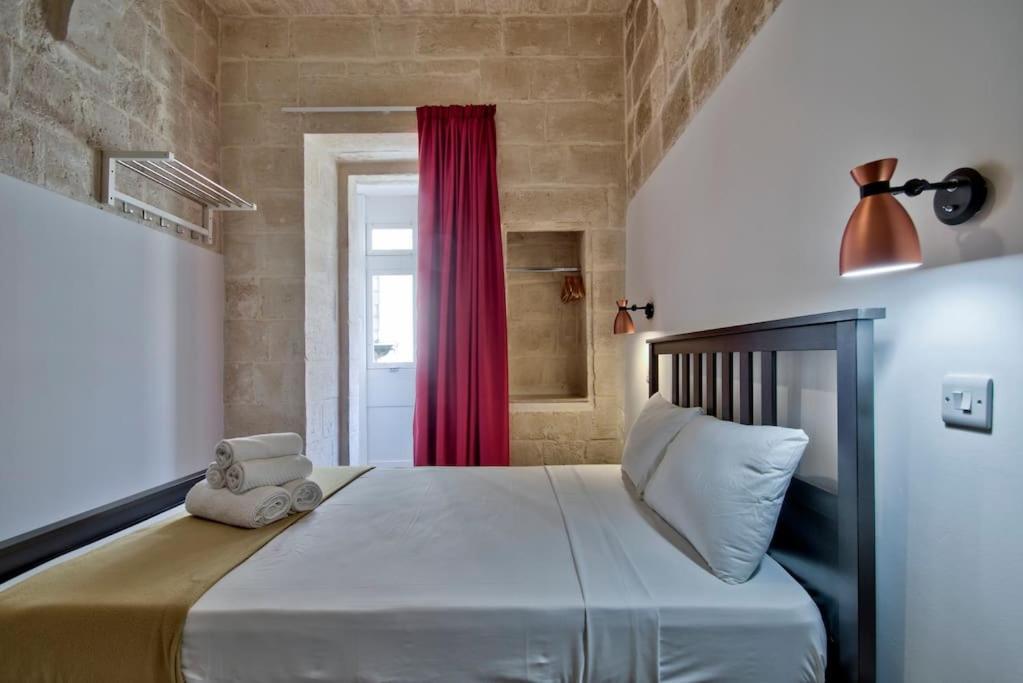 Vallettastay Old Lodge Apartment 1 ภายนอก รูปภาพ